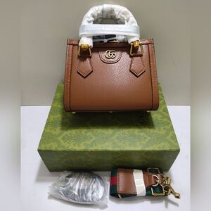 Gucci Diana mini tote bag